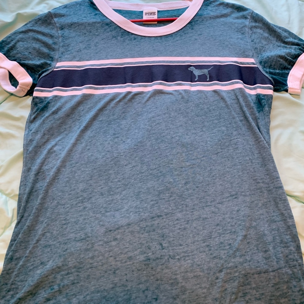 Victoria’s Secret PINK tee shirt